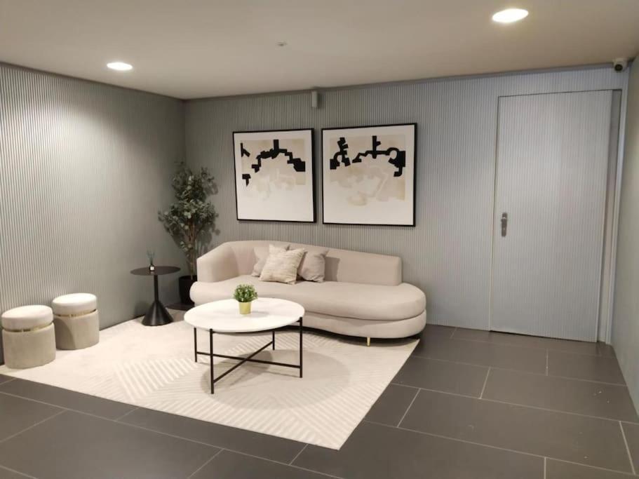 Apartamento Salesianos By Clabao 潘普洛纳 外观 照片
